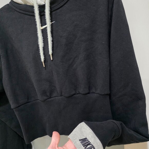 Nike Crop Hoodie Black Grey Fuzzy Drawstrings 100% Cotton Small Athletic - Picture 6 of 9